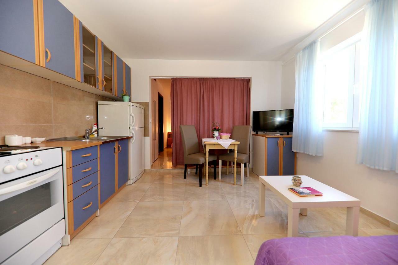 Apartments Anka Rtina Buitenkant foto